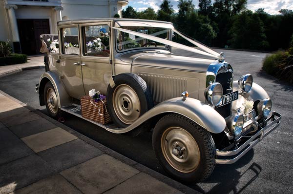 Gloucestershire wedding car hire